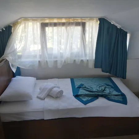 Pembe Kosk Hotel 4*
