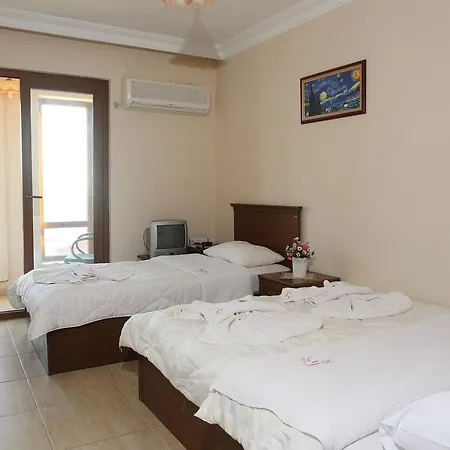 Pembe Kosk Edremit (Balikesir)